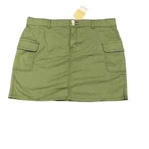 Thereabouts Olive Green Cargo Mini Skirt Size 20.5 Plus NWT Utility Pockets